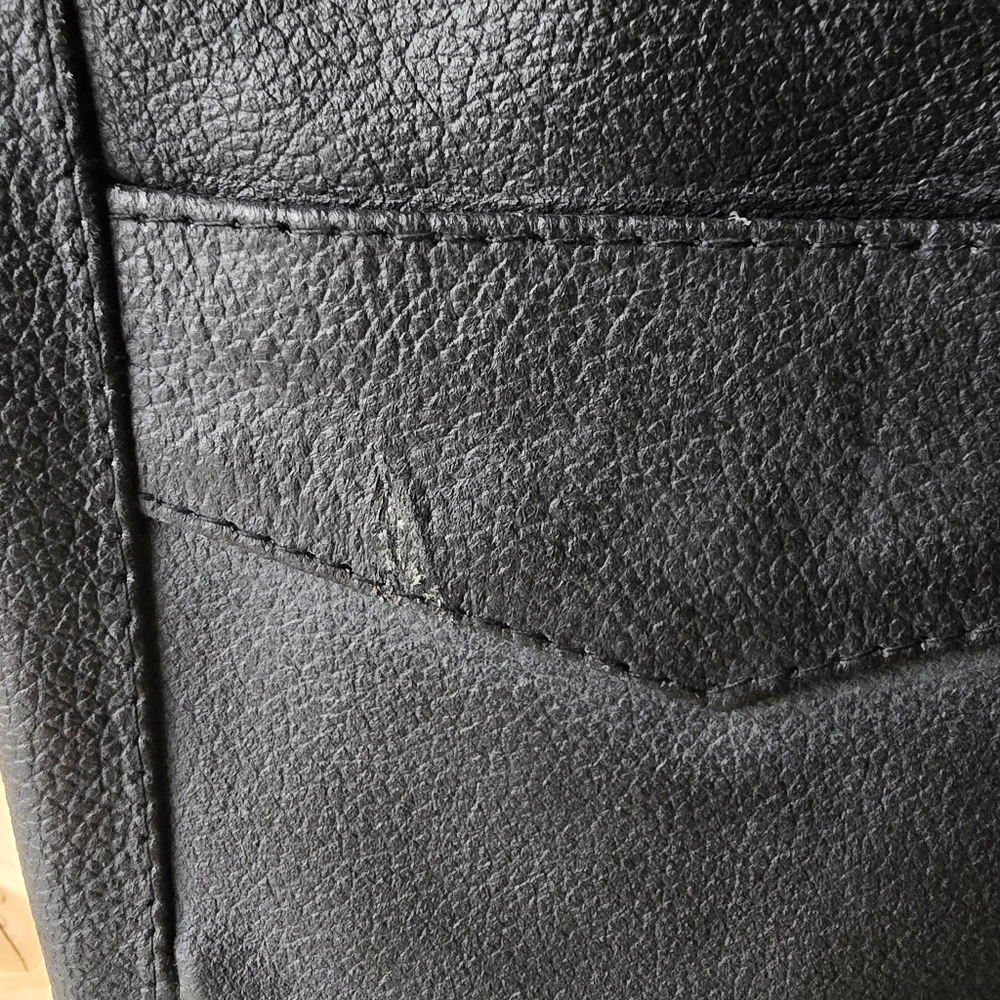 Boutique Of Leathers Black Leather V Neck Vest Boys Size 14 NWT - Picture 10 of 10